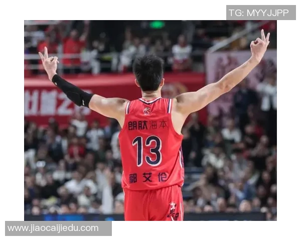 郭艾伦领衔中国男篮新一轮备战期待在国际赛场上再创佳绩