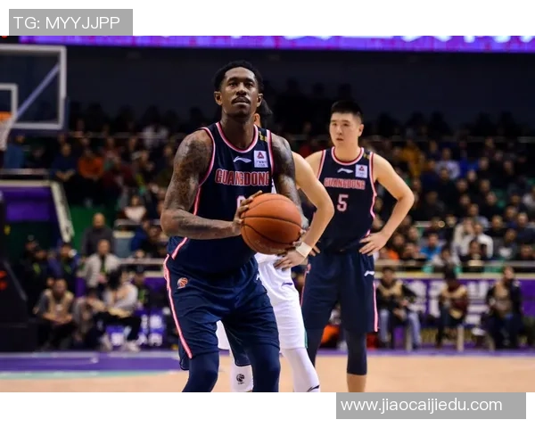 马尚布鲁克斯的篮球生涯与成就分析及其对中国篮球的影响